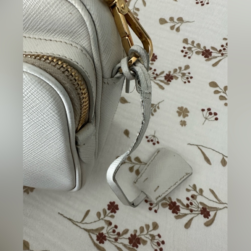 Prada camera bag - Picture 11 of 14